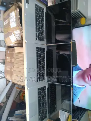 Laptop Apple MacBook 2012 4GB Intel Core i5 HDD 16 GB