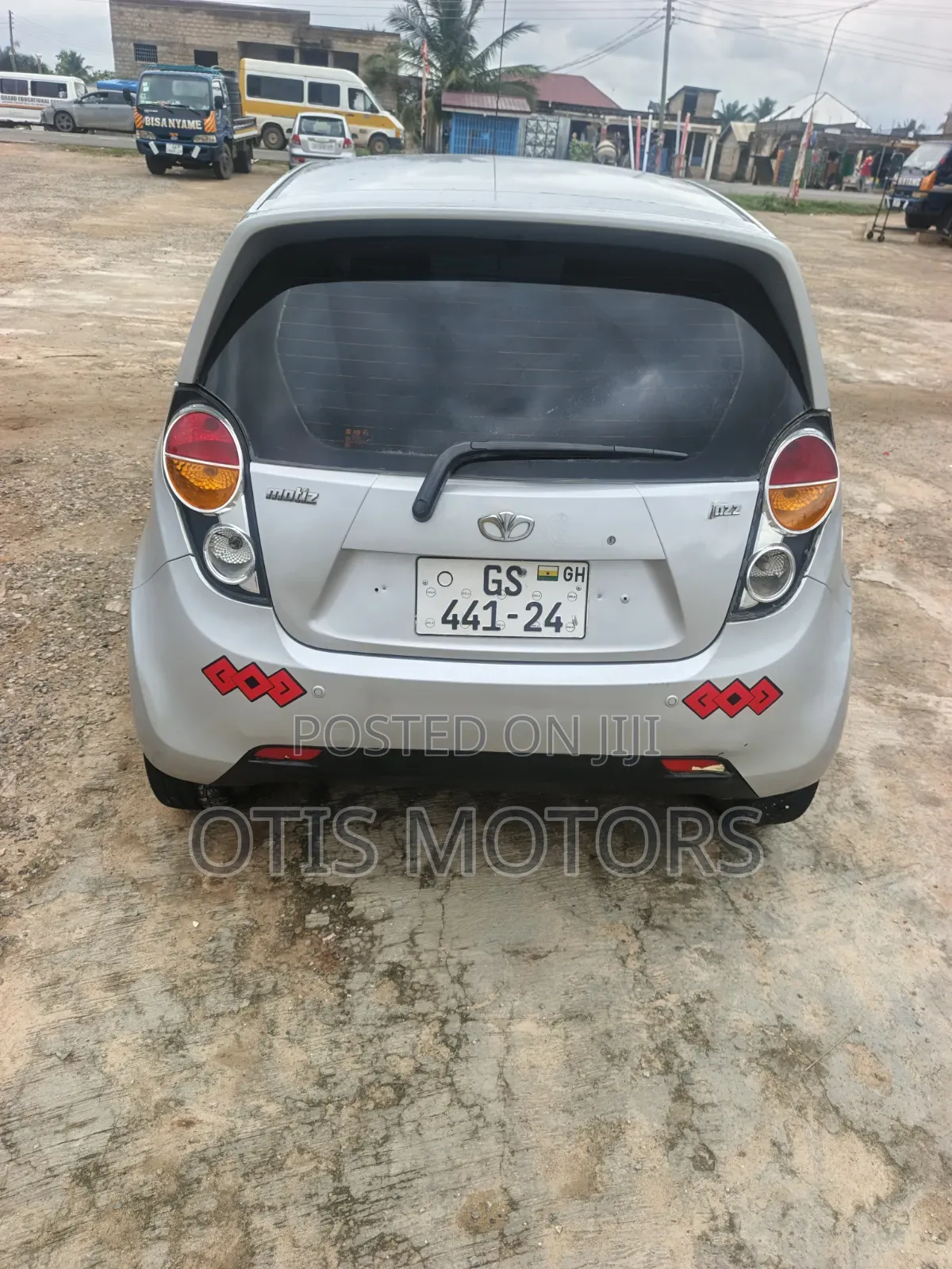 Chevrolet Spark 2012 Silver