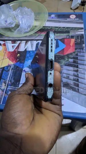 Infinix Hot 40 Pro 256 GB Blue