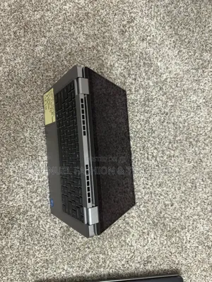 Laptop Dell Latitude 5320 2-in-1 8GB Intel Core i5 SSD 128GB