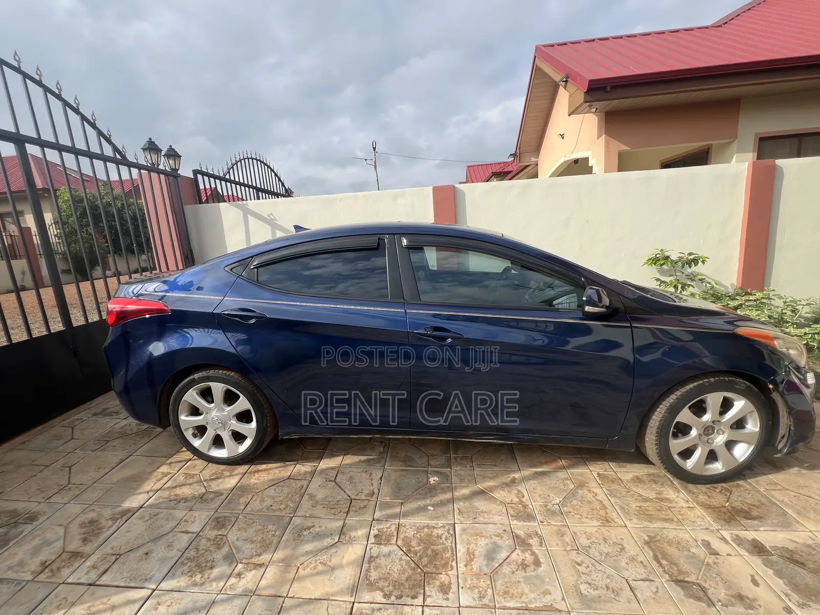 Hyundai Elantra Limited 4dr Sedan (1.8L 4cyl 6A) 2015 Blue