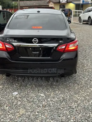 Nissan Altima 2.5 SL 2016 Black