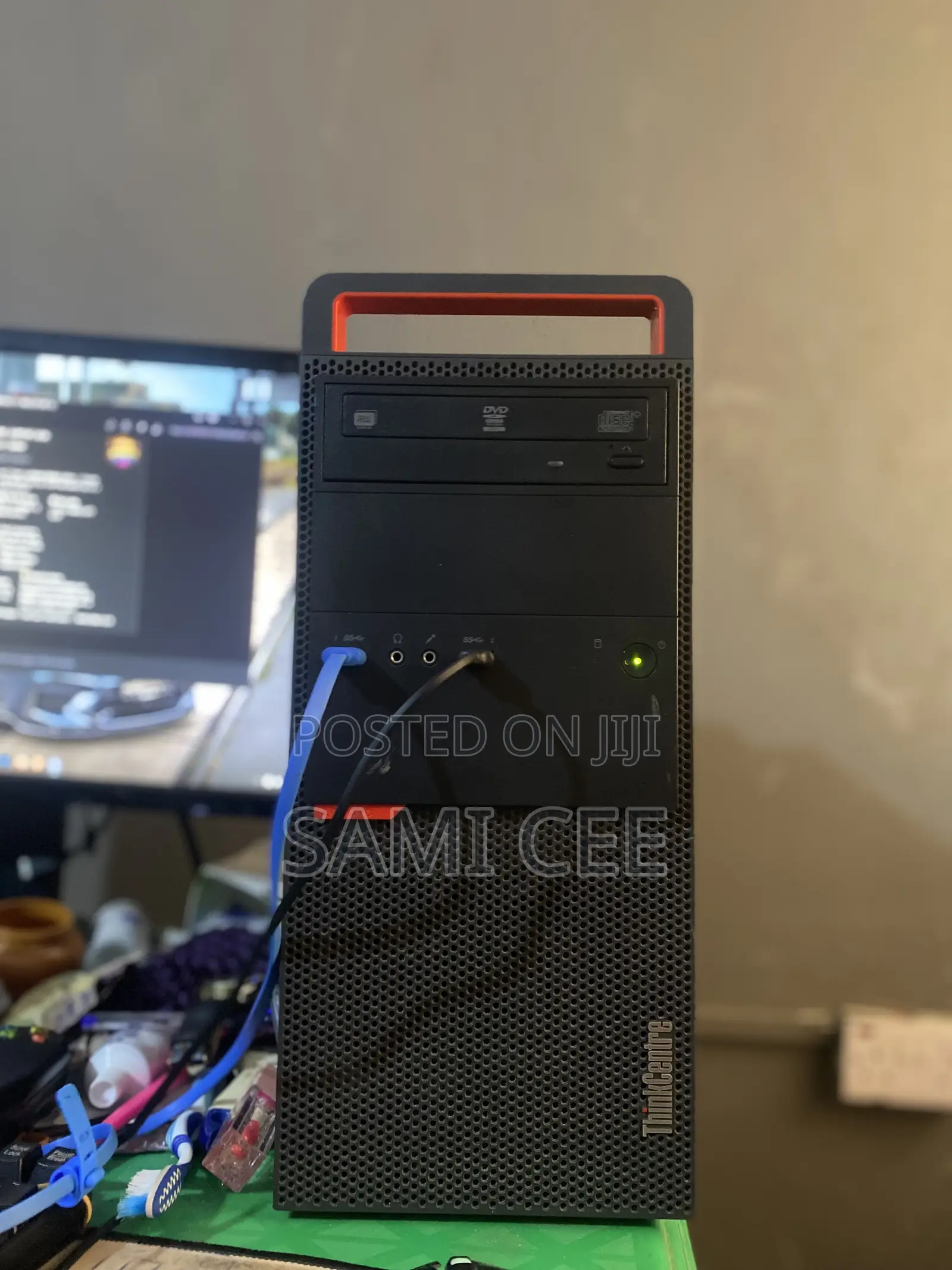 Desktop Computer Lenovo ThinkCentre M900 12GB Intel Core i5 HDD 500GB