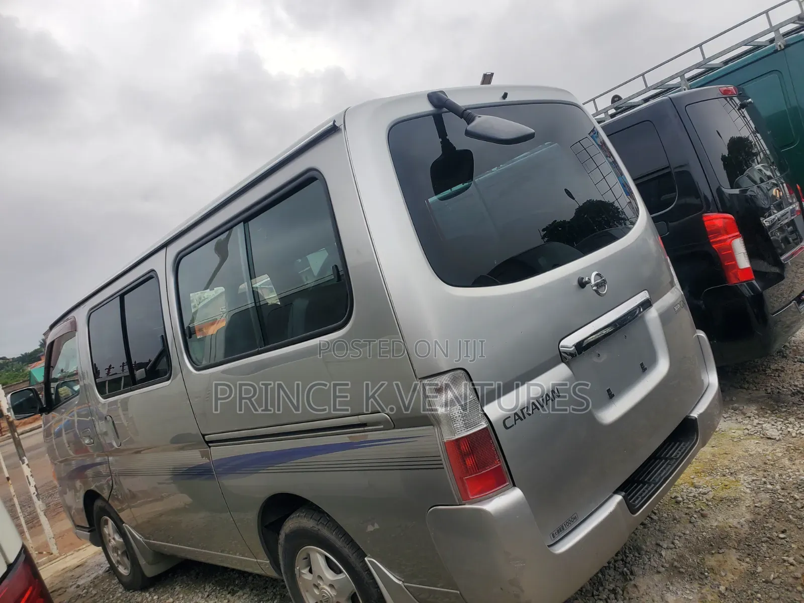 Nissan Caravan (Urvan) 2006 Silver
