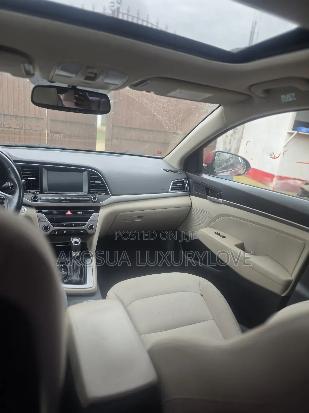 Hyundai Elantra 2017 Red