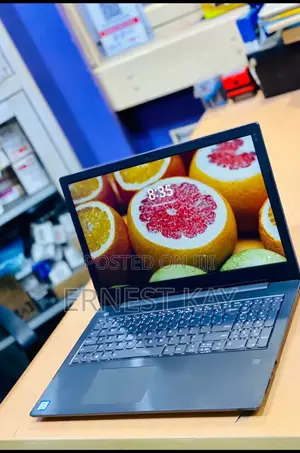 Laptop Lenovo 8GB Intel Core i5 SSD 1T