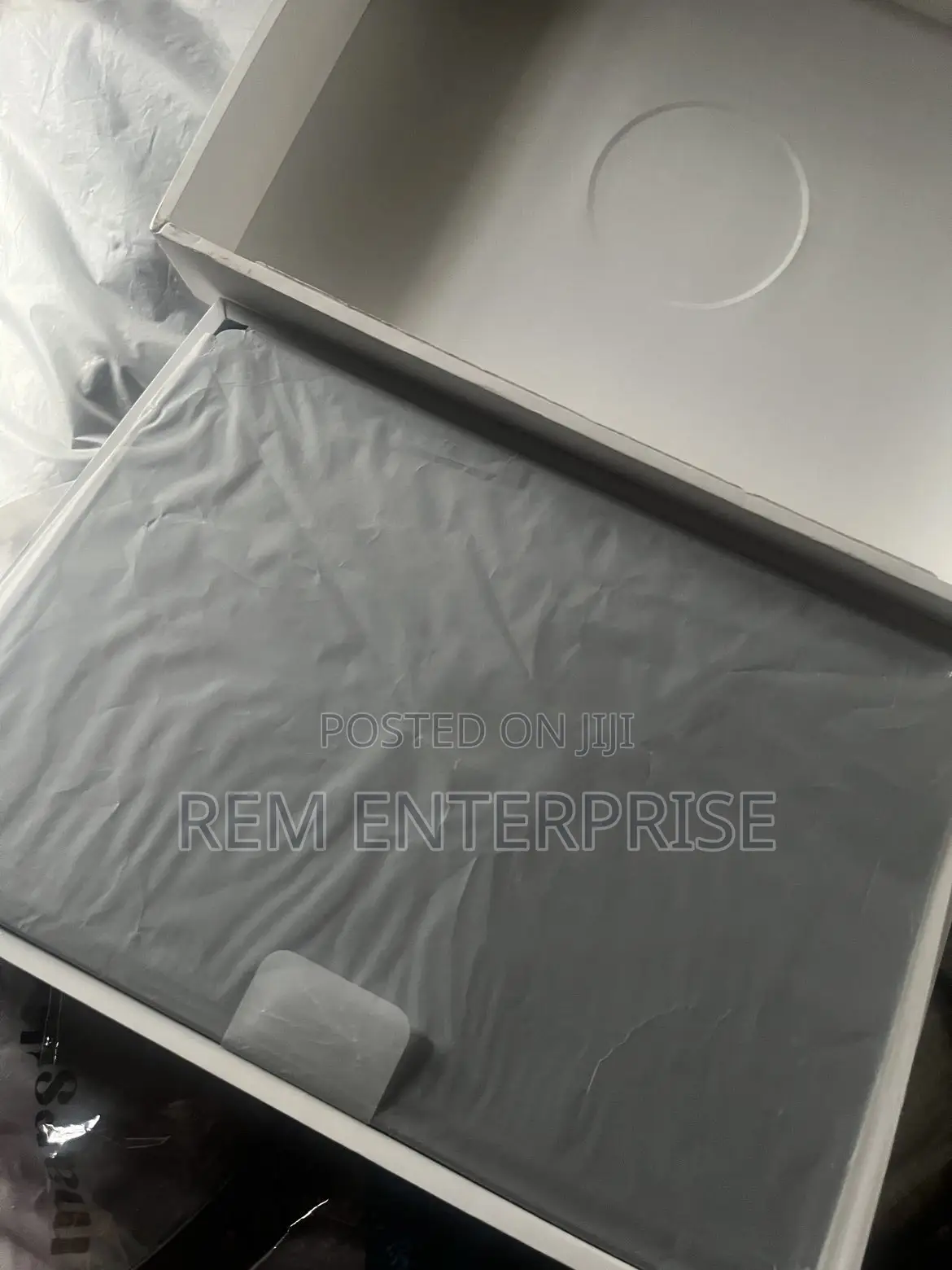 New Laptop Apple MacBook Air 16GB Apple M4 SSD 256GB