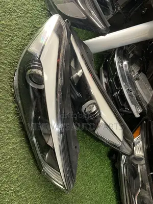 Hyundai Tucson 2016-2017-2018 Original Headlight Pair