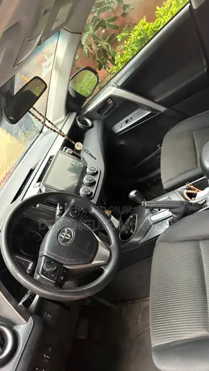 Toyota RAV4 2017 Red