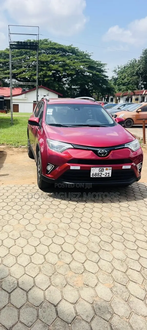 Toyota RAV4 2017 Red