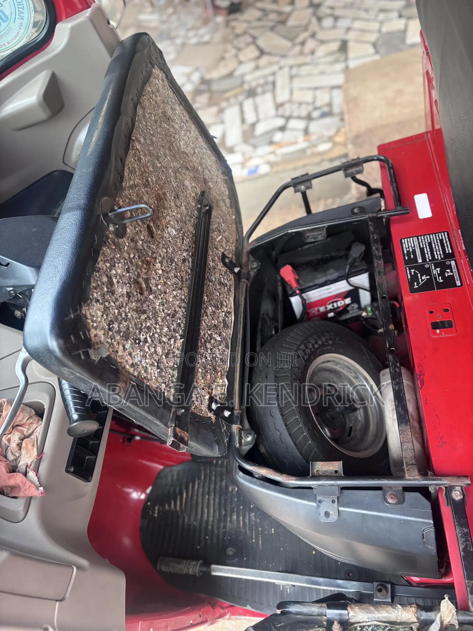 Bajaj RE 2025 Red