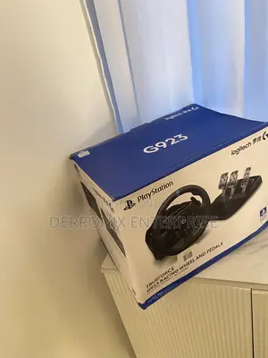 Logitech G923 Trueforce Racing Wheel and Pedals
