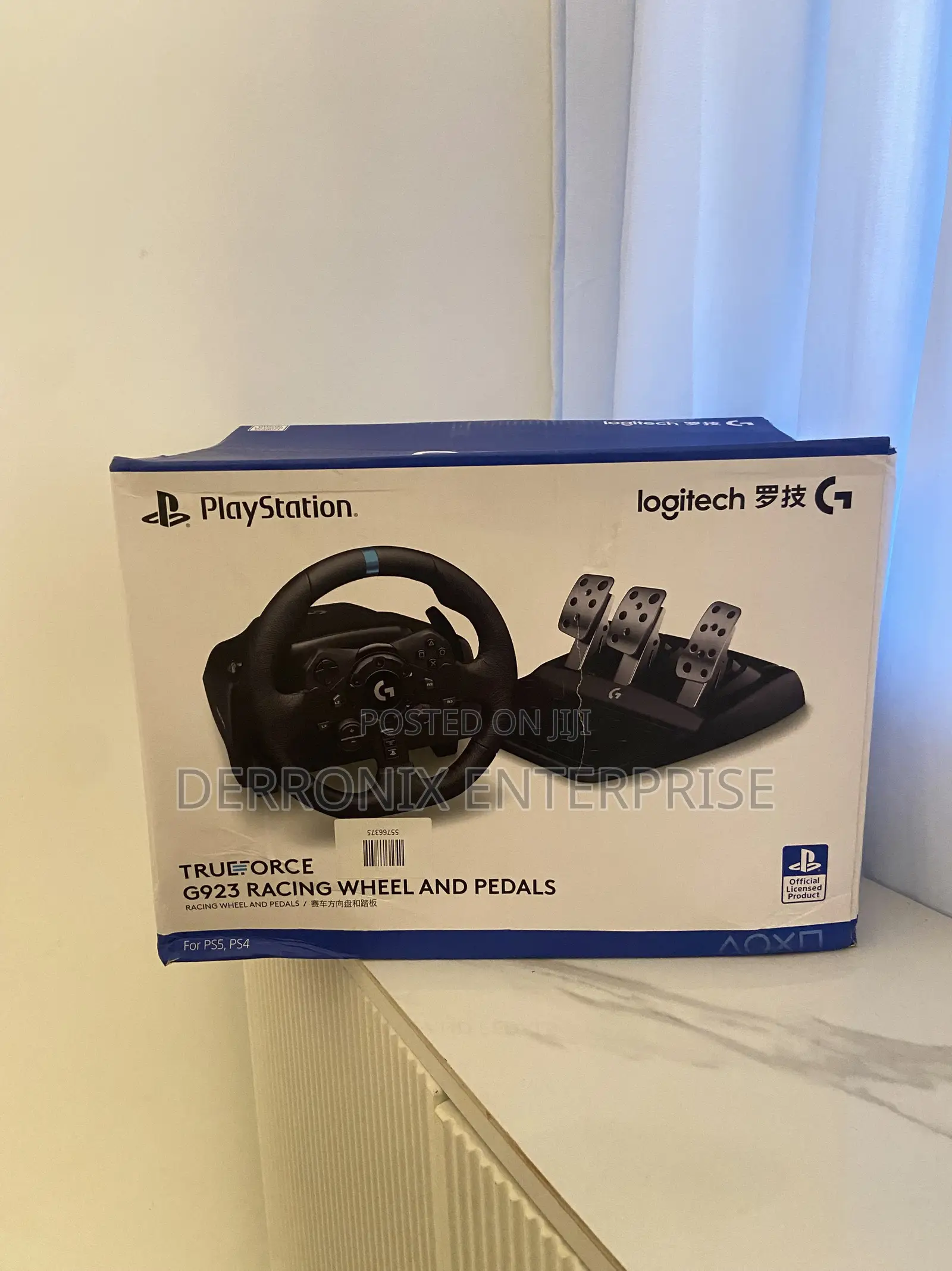 Logitech G923 Trueforce Racing Wheel and Pedals