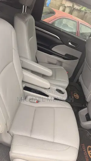 Toyota Highlander Limited 4x4 V6 (3.5L 6cyl 8A) 2017 White