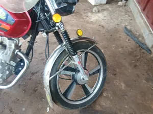Royal RY125 2026 Red