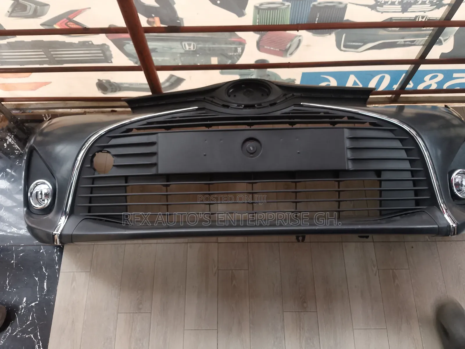 Toyota Yaris 2015/ Complete Front Bumper