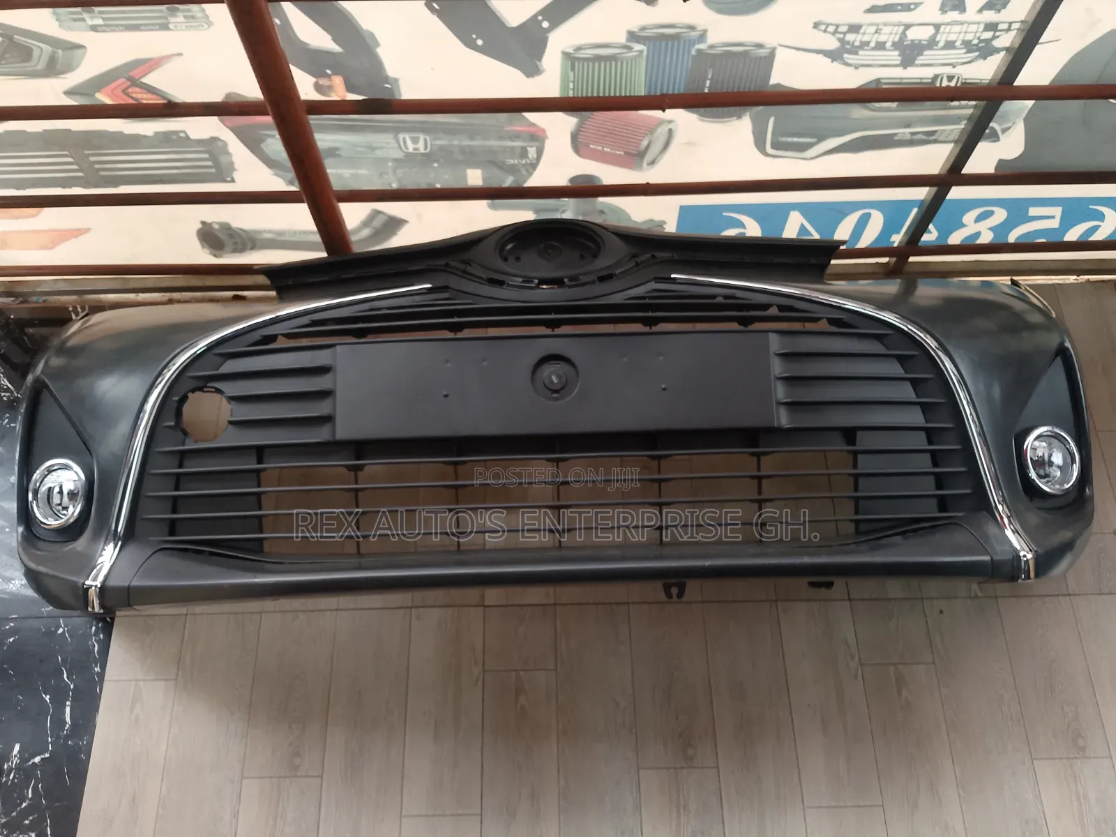 Toyota Yaris 2015/ Complete Front Bumper