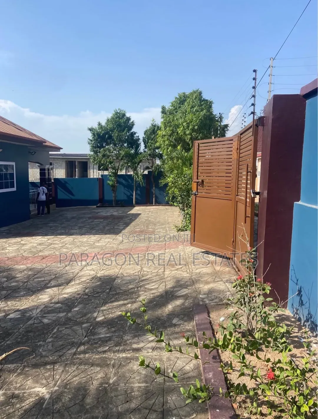 3bdrm Apartment in Tuba Estate, West Hills Mall Area for rent