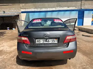 Toyota Camry Base 4dr Sedan (2.4L 4cyl 5M) 2009 Green