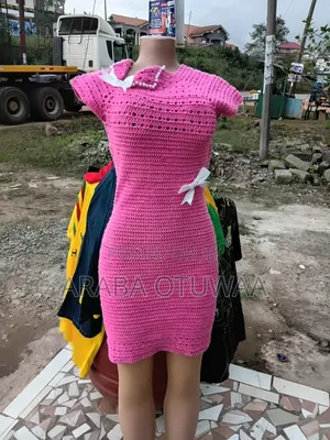 Elegant Pink Handmade Crochet Sheath Dress With Pearls