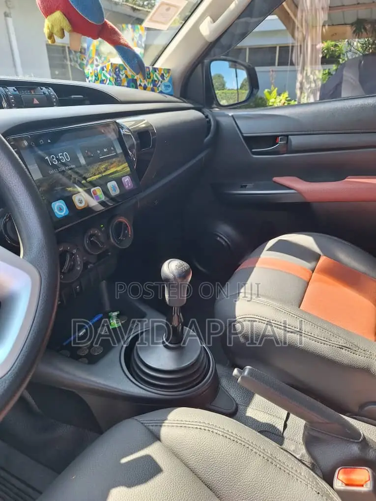 Toyota Hilux Revo Double Cab Deisel 2.4 AWD 2019 Gray
