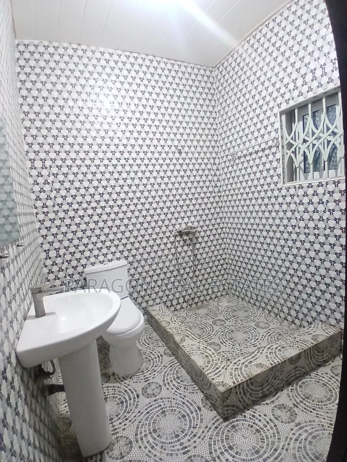 2bdrm Apartment in Broadcasting, West Hills Mall Area for rent
