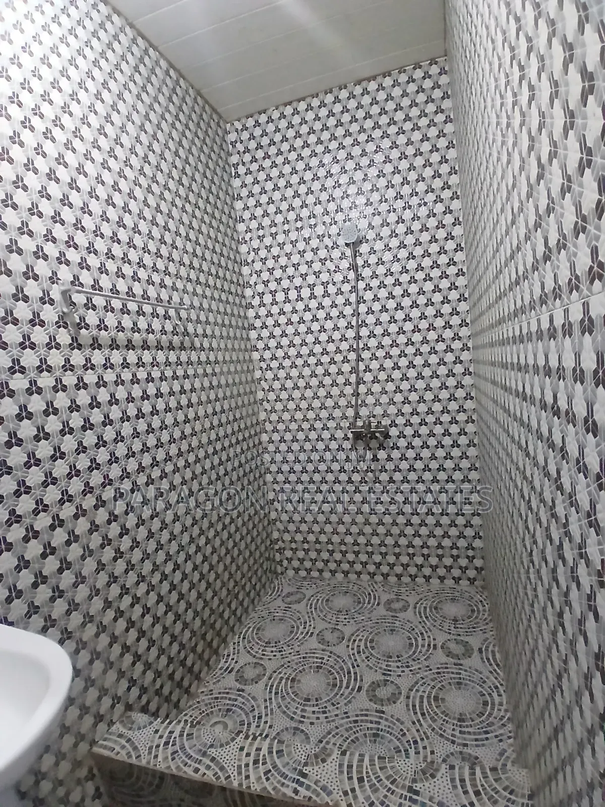 2bdrm Apartment in Broadcasting, West Hills Mall Area for rent