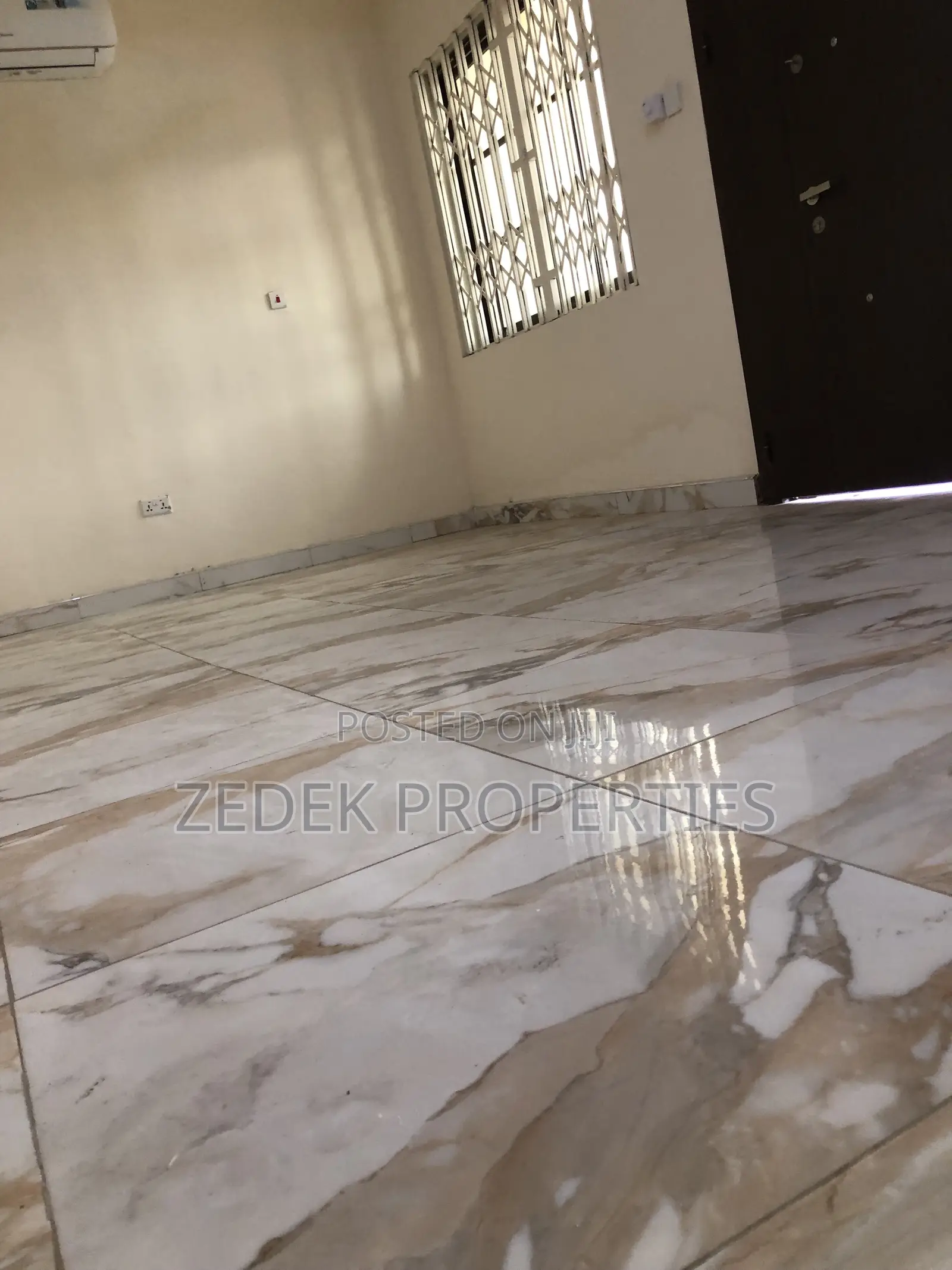 2bdrm Apartment in Kwabenya Acp Road, Ashomang Estate for rent