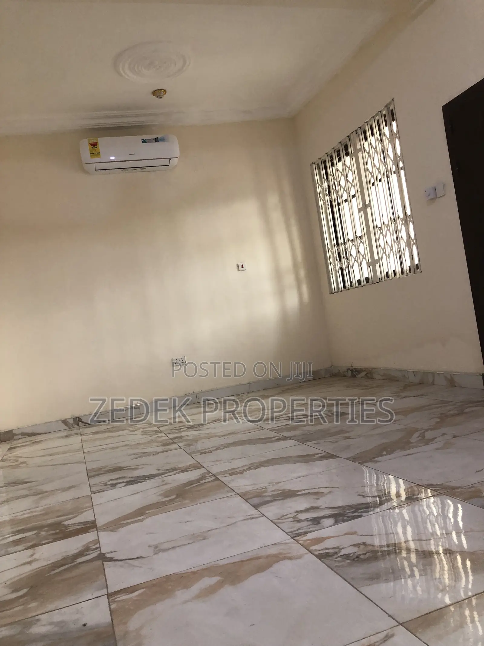 2bdrm Apartment in Kwabenya Acp Road, Ashomang Estate for rent