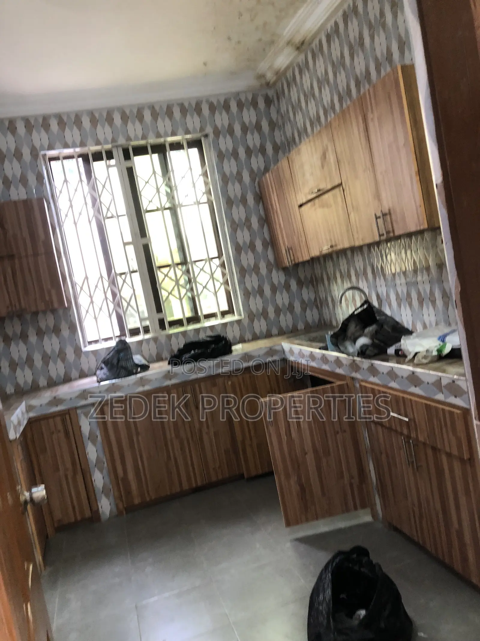 2bdrm Apartment in Kwabenya Acp Road, Ashomang Estate for rent