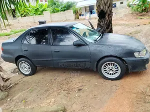 Toyota Corolla 1.8 Sedan 2002 White