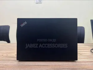 New Laptop Lenovo ThinkPad X390 Yoga 8GB Intel Core i5 SSD 256GB