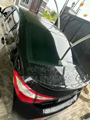 Toyota Corolla S 4dr Sedan (1.8L 4cyl CVT) 2016 Black