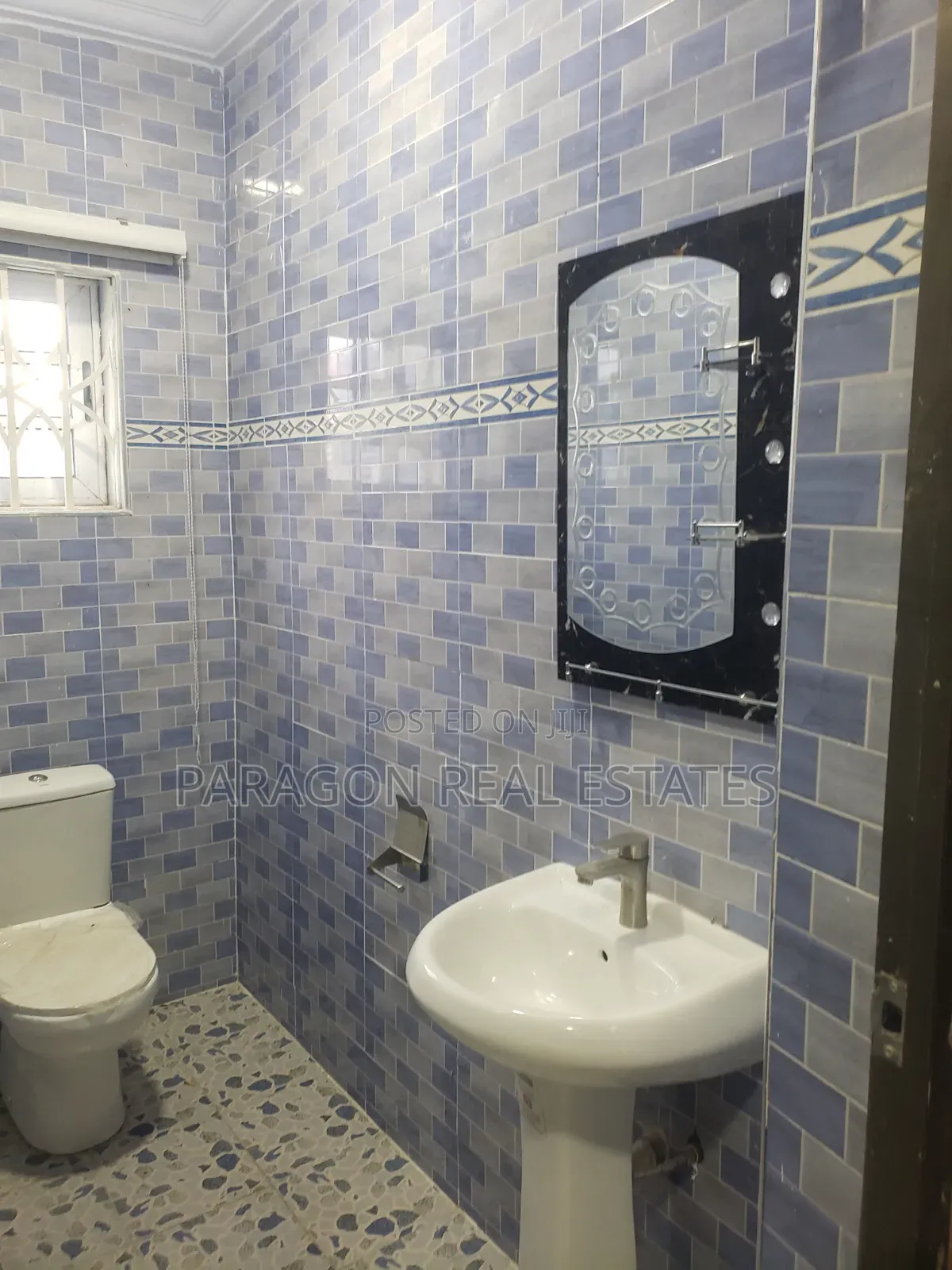 3bdrm House in West Hills Mall Area for rent