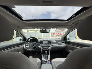 Hyundai Elantra Value Edition 2018 Gray