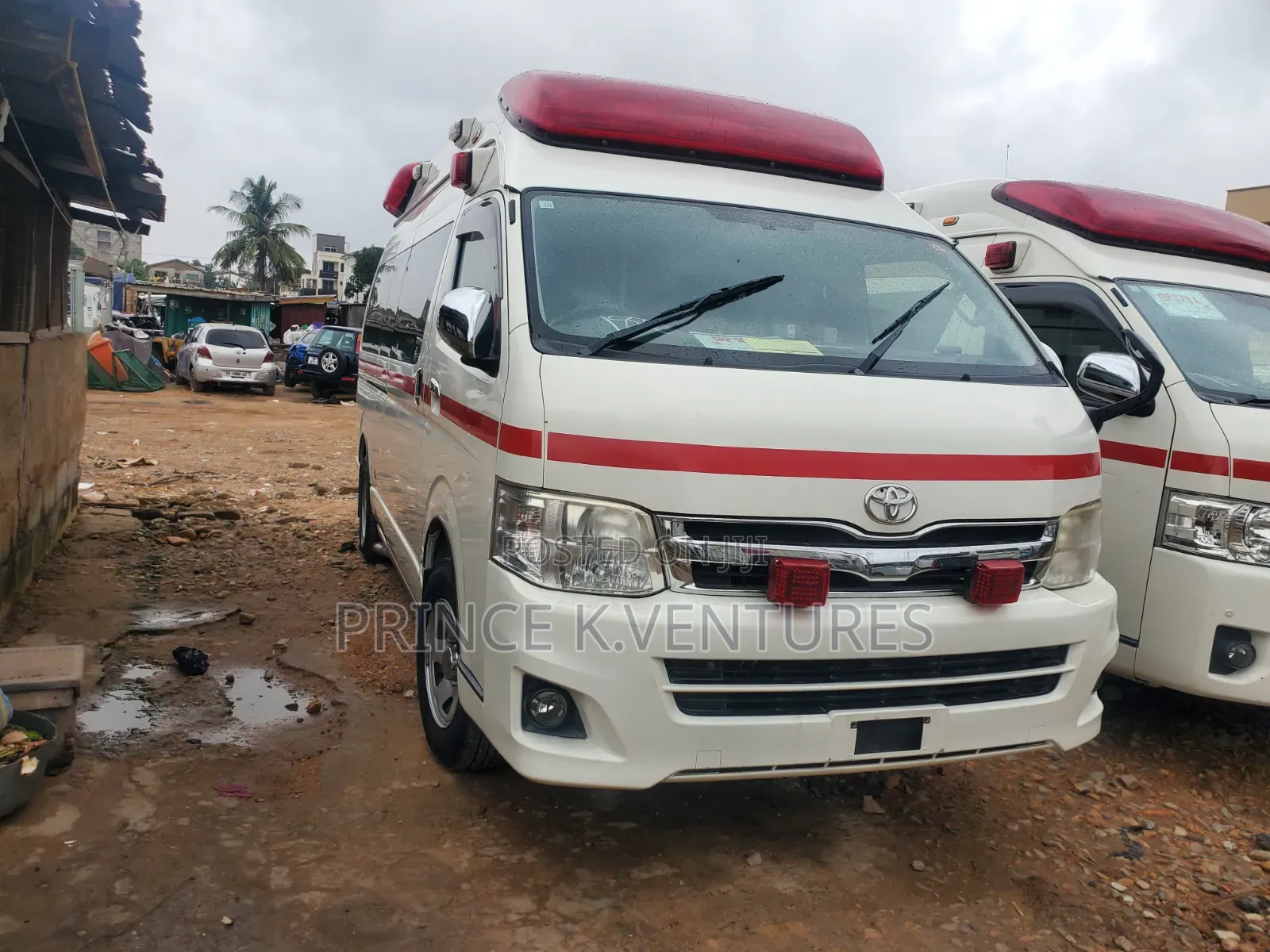 Toyota HiAce 2010 White
