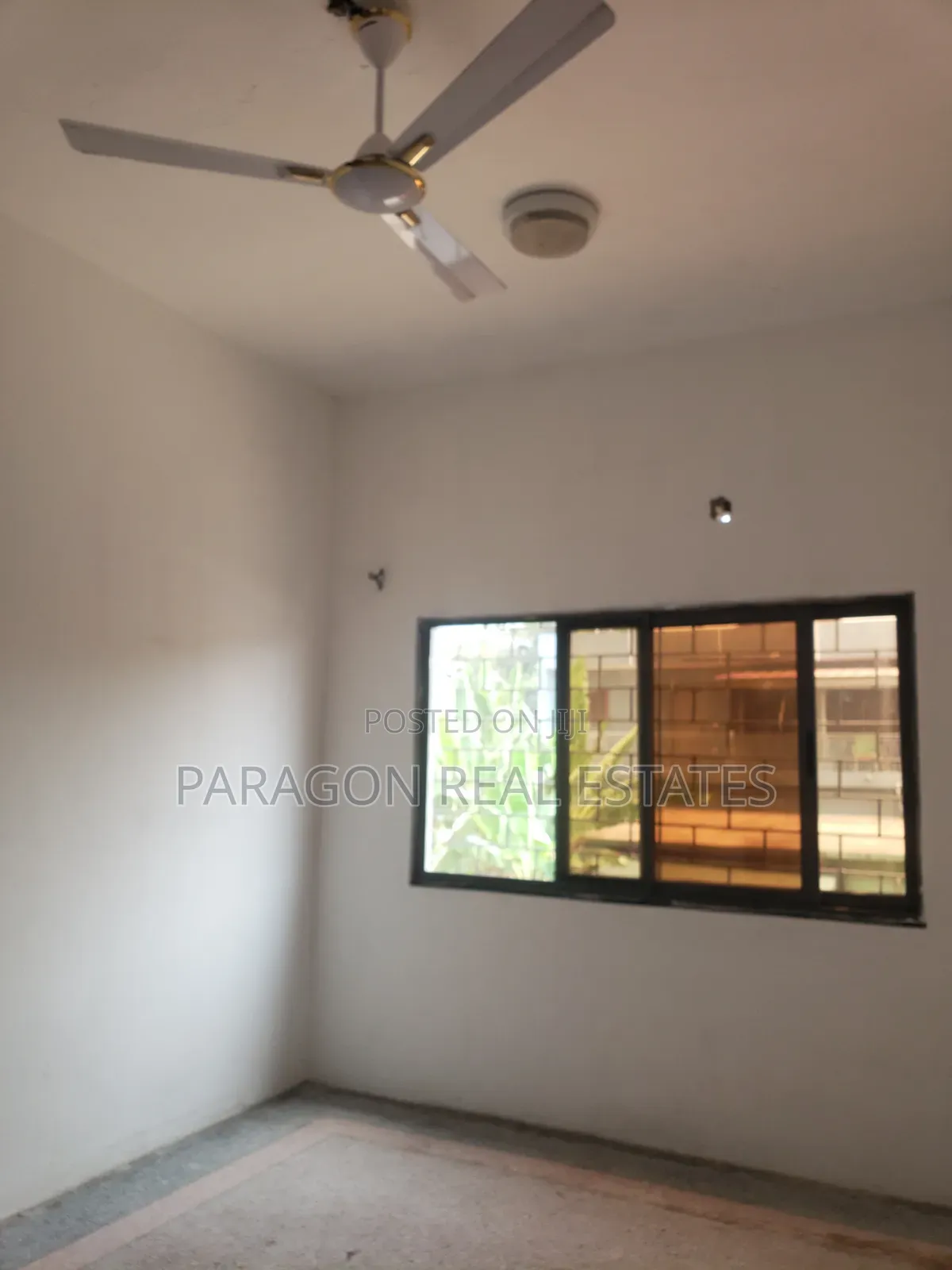6bedroom House for Comercial Use at Circle Paloma