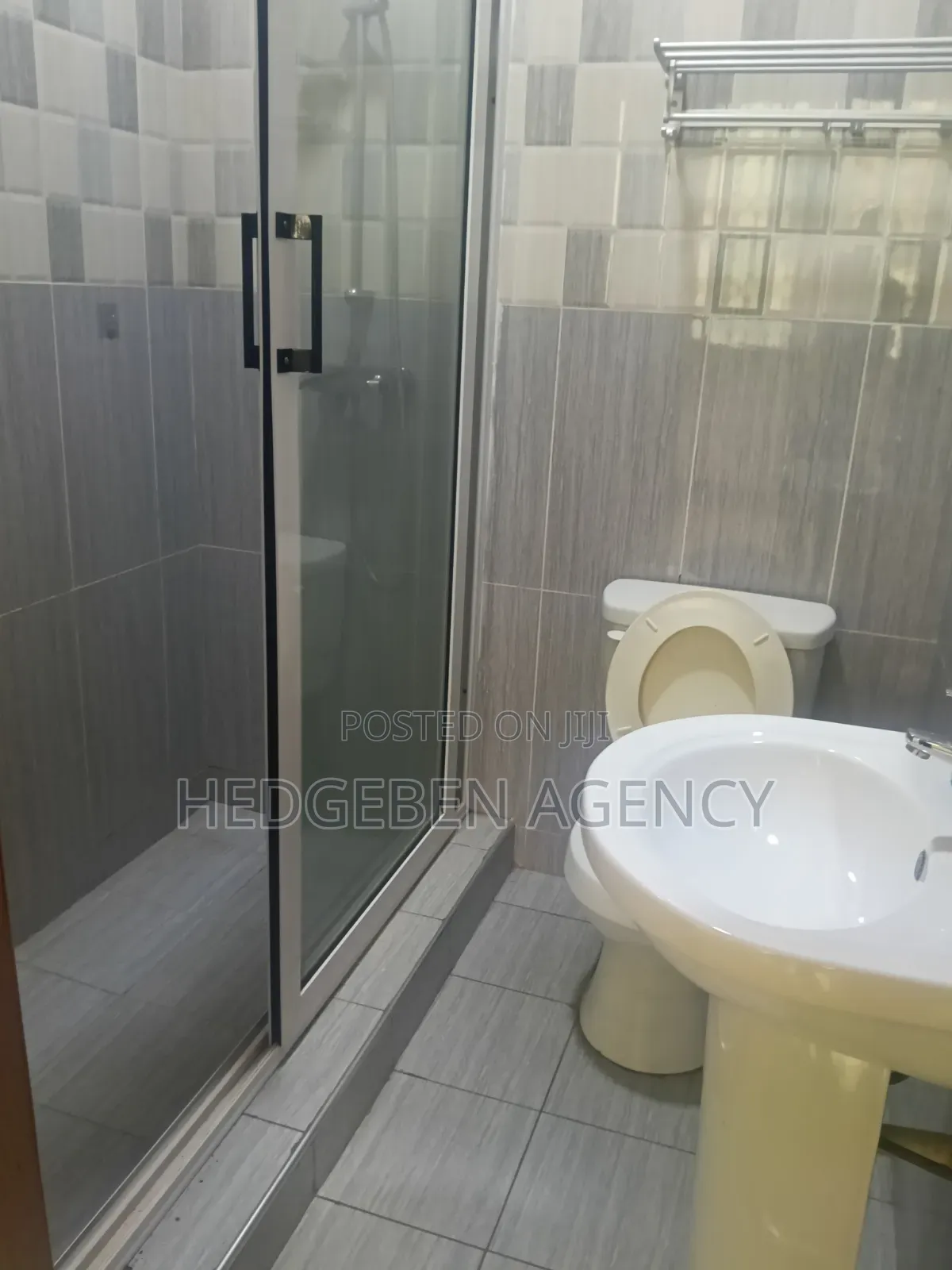 2bdrm Apartment in Ghana Flag for rent