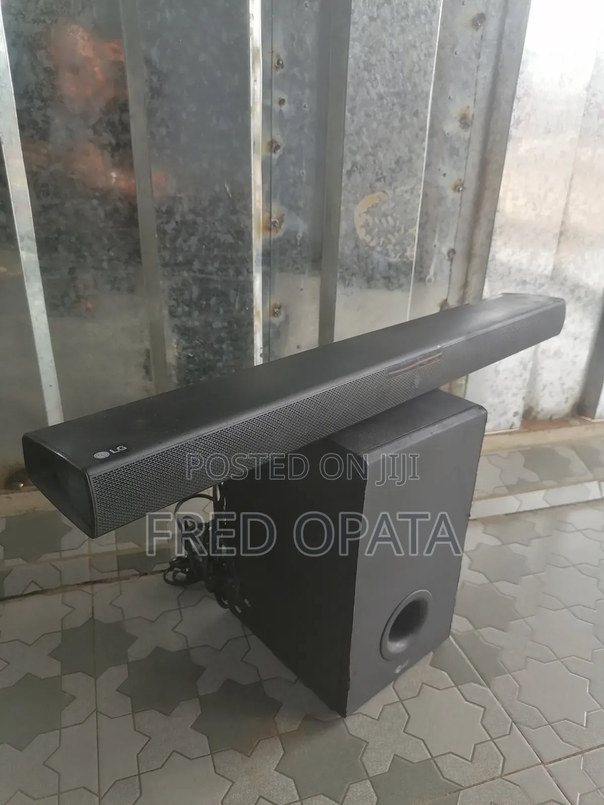 Lg Wireless Active Sound Bar With Sub Woofer Model Sp J2b-W