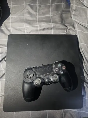 Playstation 4 Slim