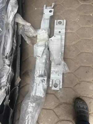 Mitsubishi Outlander 2016,2017,2018,2019,2020 Radiator Support