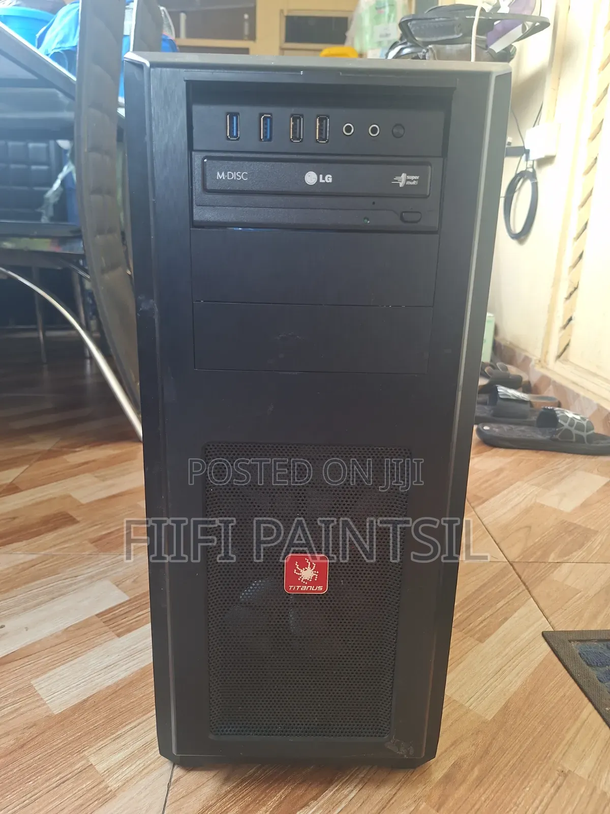 Desktop Computer 32GB Intel Xeon HDD+SSD 1T