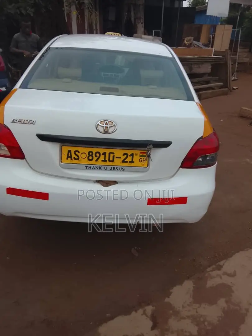 Toyota Belta 2010 White