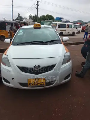 Toyota Belta 2010 White
