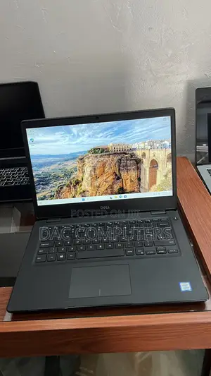 Laptop Dell Latitude 3400 8GB Intel Core i5 SSD 256GB