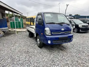 Kia Bongo 2013 Blue