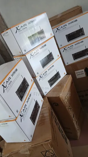 Behringer Xair Mixer Channels