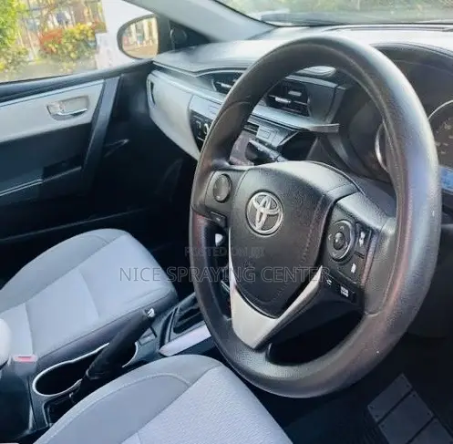 Toyota Corolla 2016 Black