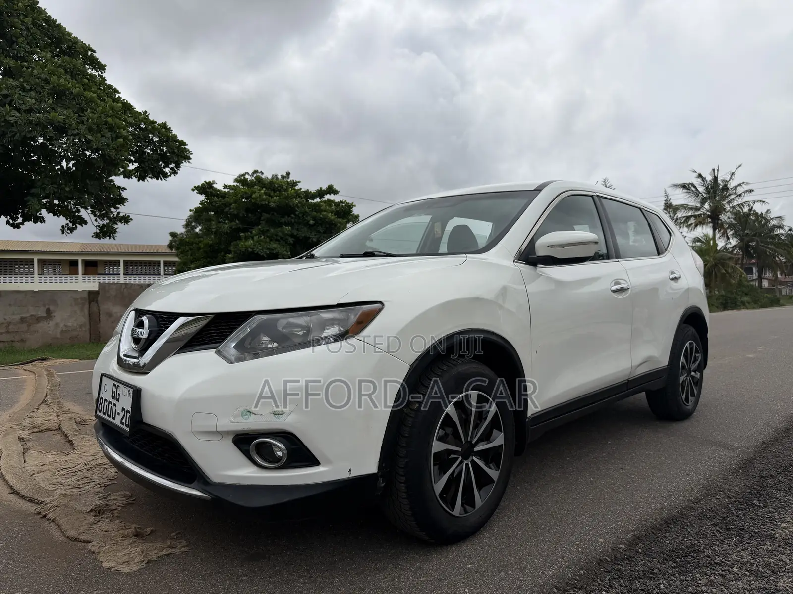Nissan Rogue S 4dr SUV (2.5L 4cyl CVT) 2014 White