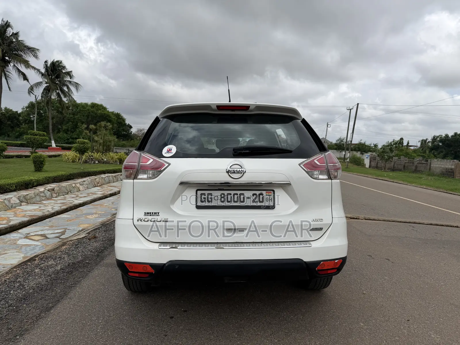 Nissan Rogue S 4dr SUV (2.5L 4cyl CVT) 2014 White